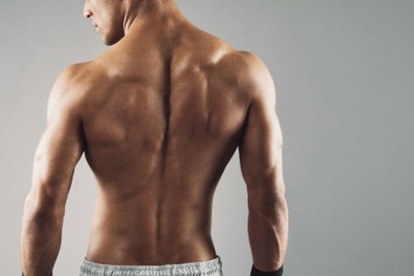 make-your-upper-back-scream-sore-and-strong-with-this-exercise1400-1542781315